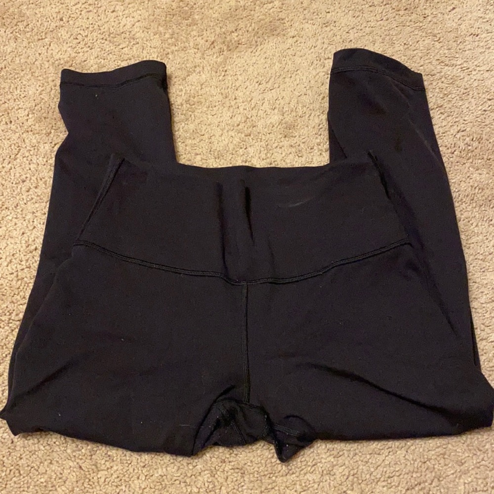 Lululemon wunder under Luon 21 inch!